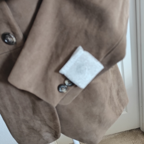 Ralph Lauren Women's Tan Suede Blazer - Picture 2 of 5